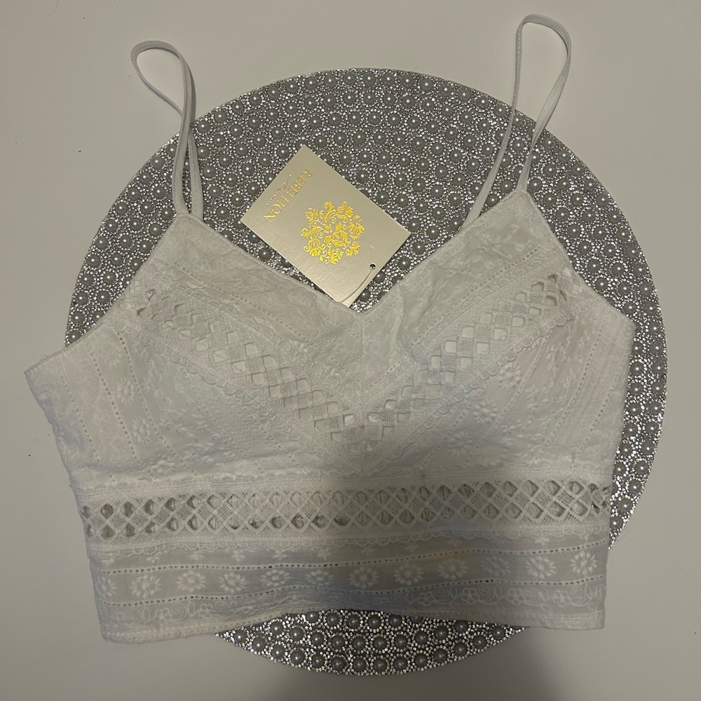 NWT White Top
